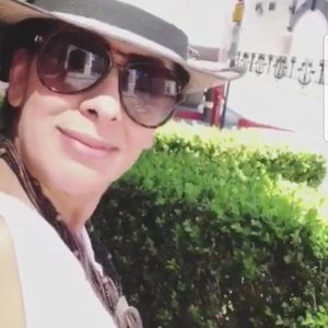 Meet your Posher, Gloria